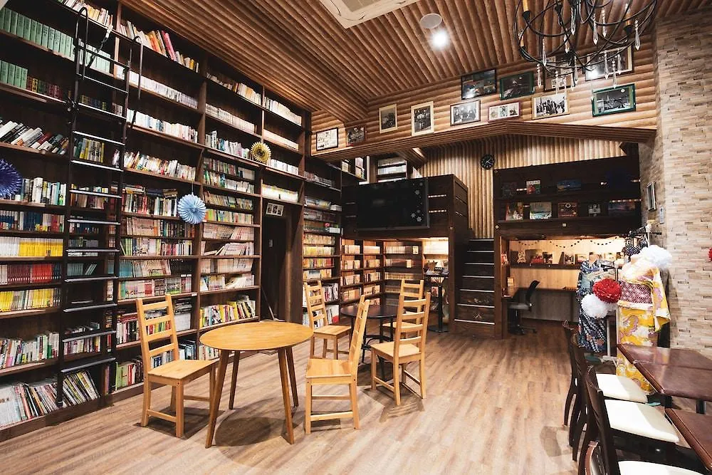 Hostel Wasabi Osaka Bed And Library